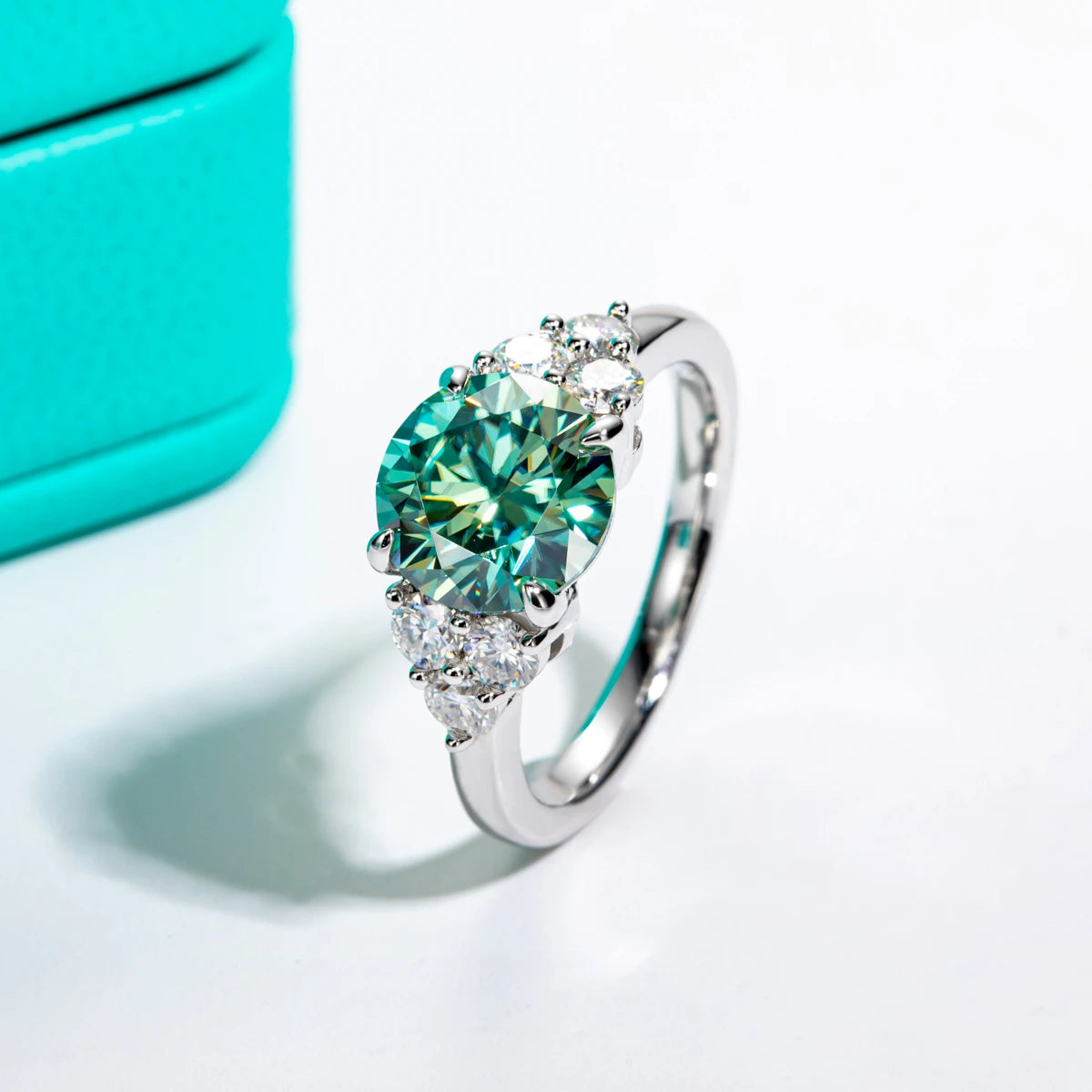 AnuJewel 3ct Round Cut Blue Green Color Moissanite Engagement Ring 18K Gold Plated Silver Luxury Wedding Ring Jewelry Wholesale