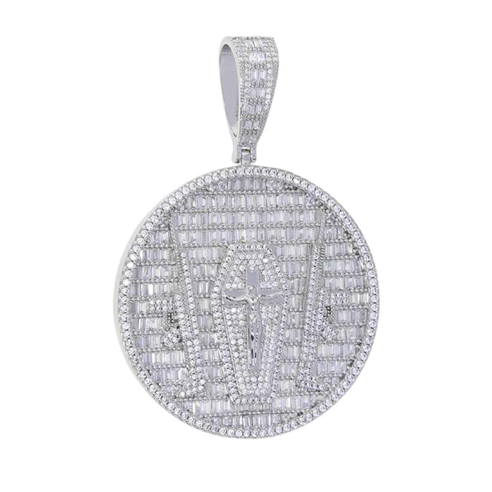 2024 New Iced Out Bling Round Letter Pendant Necklace Gold Color CZ Cubic Zirconia Badge Charm Men Fashion Hip Hop Jewelry