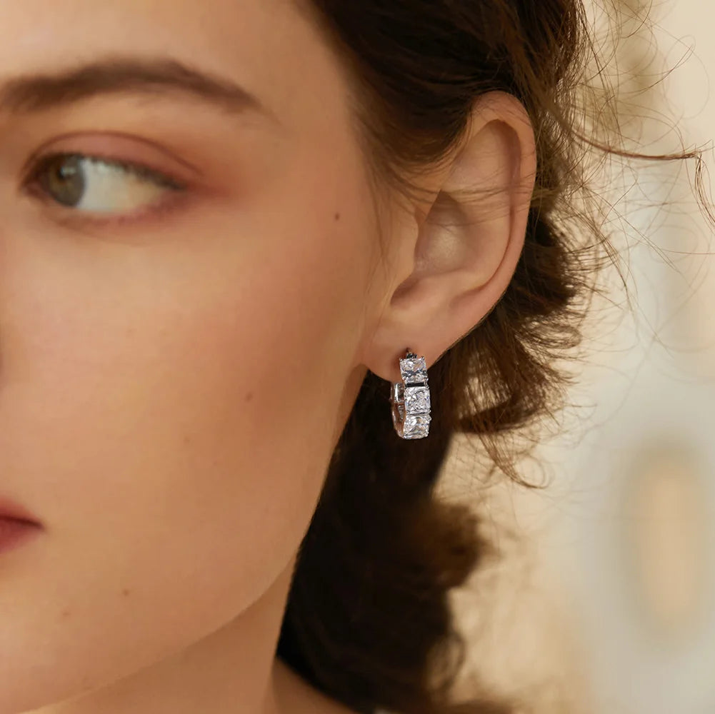 ORSA JEWELS Brilliant 925 Sterling Silver Round 8A Premium Zircon Hoop Earrings for Women Dainty Earrings Jewelry Gifts LZE15
