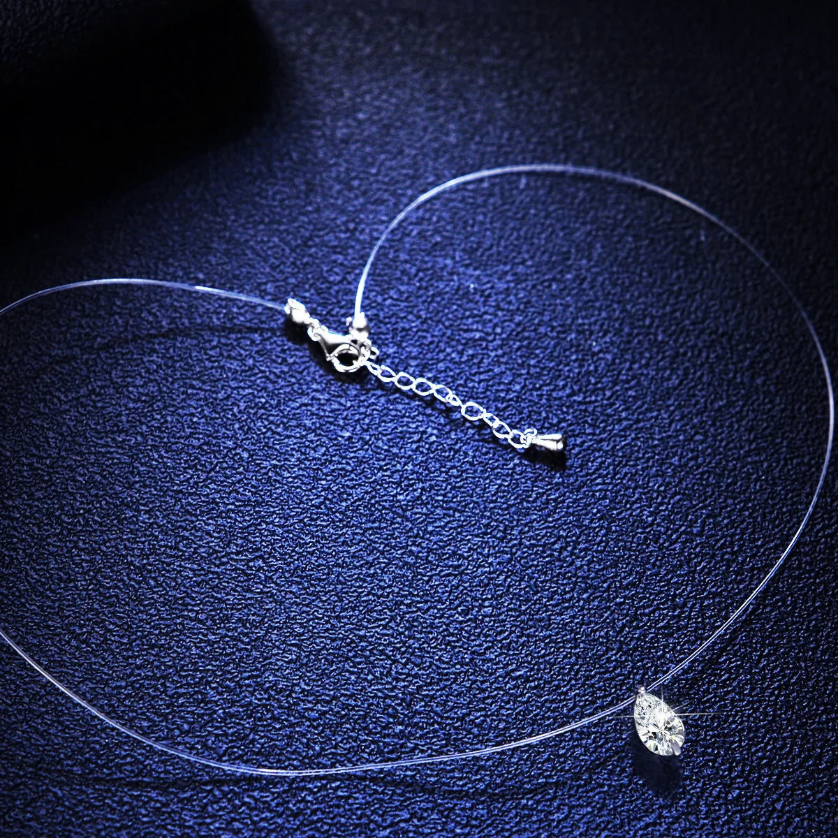 Real Moissanite 1 carat Pear Shaped Diamond Pendant Necklace Clear Fishing Line Lnvisible Clavicle Chain Women Necklace Jewelry