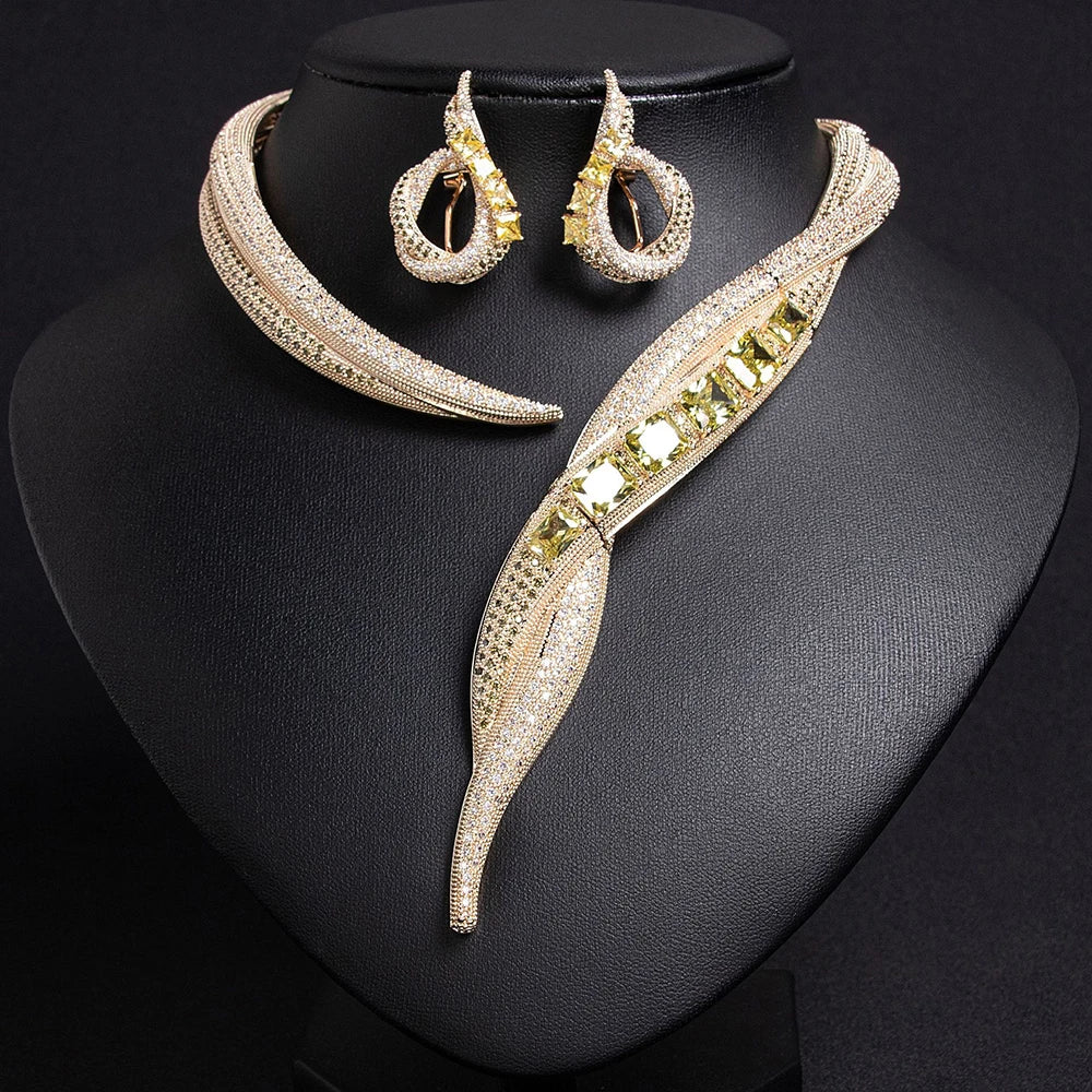 Uniquely Multicolor Designed Zircon Necklace Women Wedding Luxury Cubic Dubai Bridal Jewelry Set Suitable for V-neck Accessories