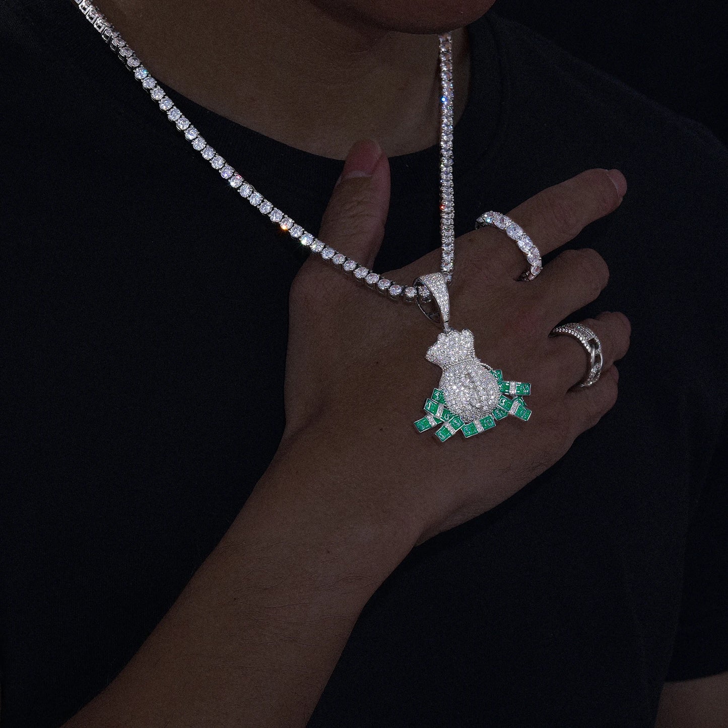 S925 Silver Fashion Personality Dollar Money Bag Pendant Necklaces D Color VVS Moissanite Creativity Hip Hop Iced Out Jewelry