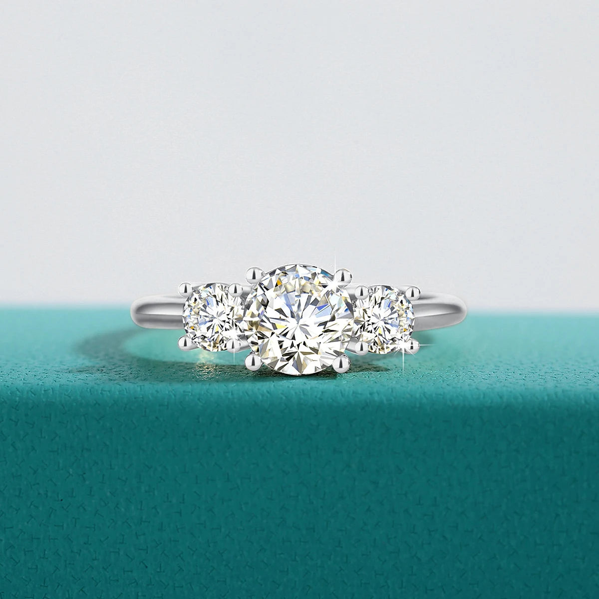 Real 14K 18K Gold Hollow VVS1 Round 1.6ctw Moissanite 3-Stone Ring AU750 Jewelry Certified for Women Wedding Engagement Gift