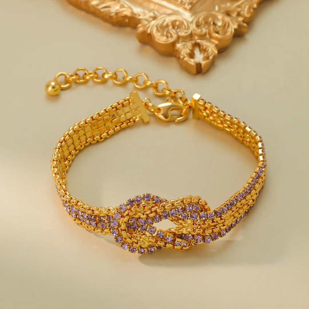 Ancient court retro inlaid bracelet, keep the color simple fashion