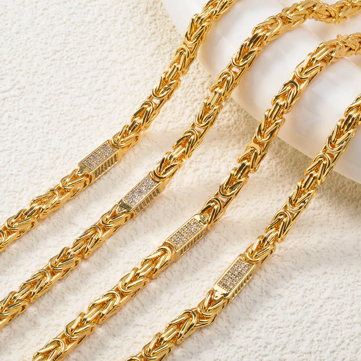 2024 Luxury Necklace Simple Gold Plated Color 18K Snack Chains 24in/28in Trendy Anniversary Engagement Party Jewelry for Women