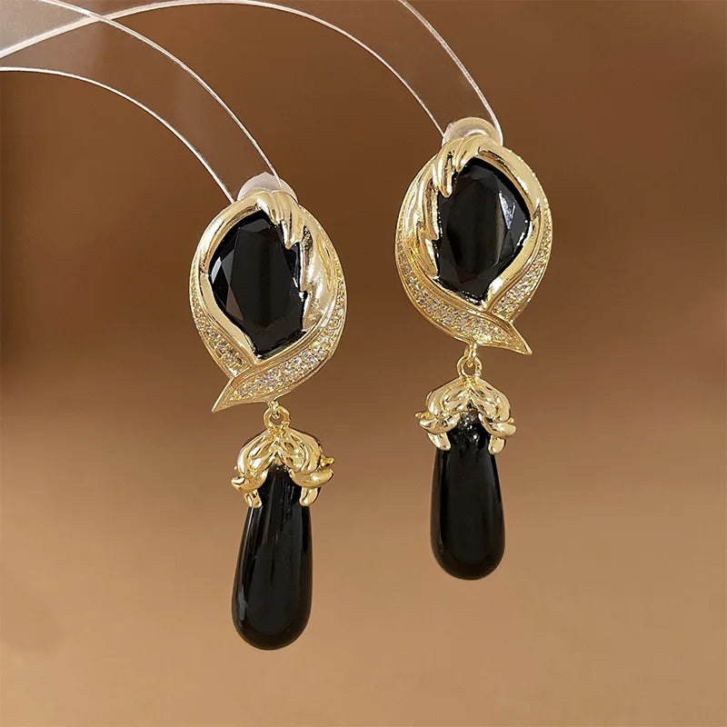 Bilincolor Fashion Retro Personalized Light Luxury Zircon Droplet Earrings