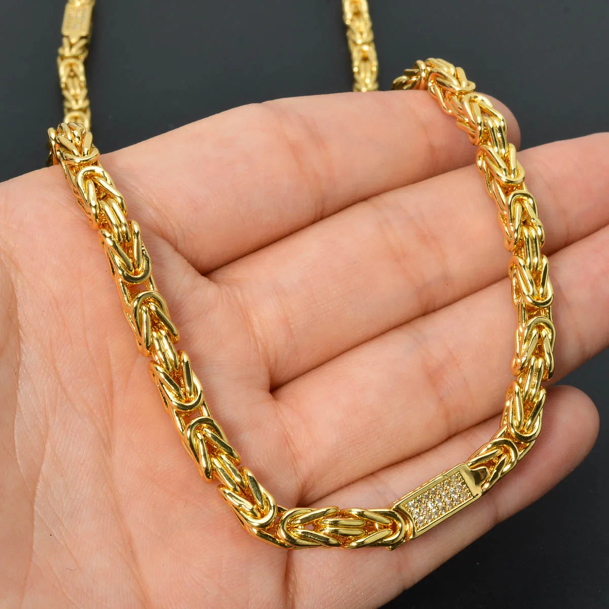 2024 Luxury Necklace Simple Gold Plated Color 18K Snack Chains 24in/28in Trendy Anniversary Engagement Party Jewelry for Women
