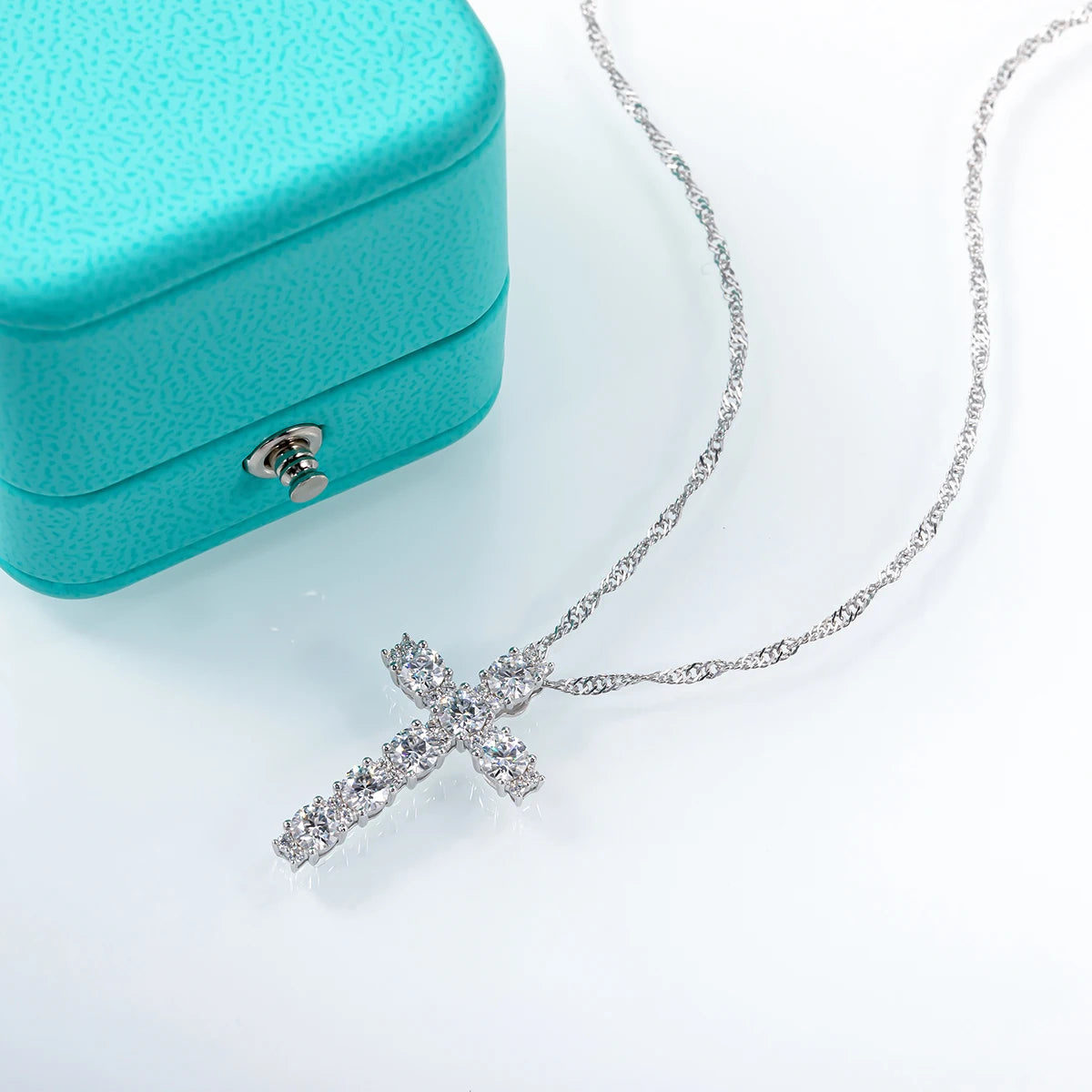 AnuJewel 4MM 2.1 Carat D Color Moissanite Diamond Cross Pendant Necklace 925 Sterling Silver 18K Gold Plated Customs Jewelry