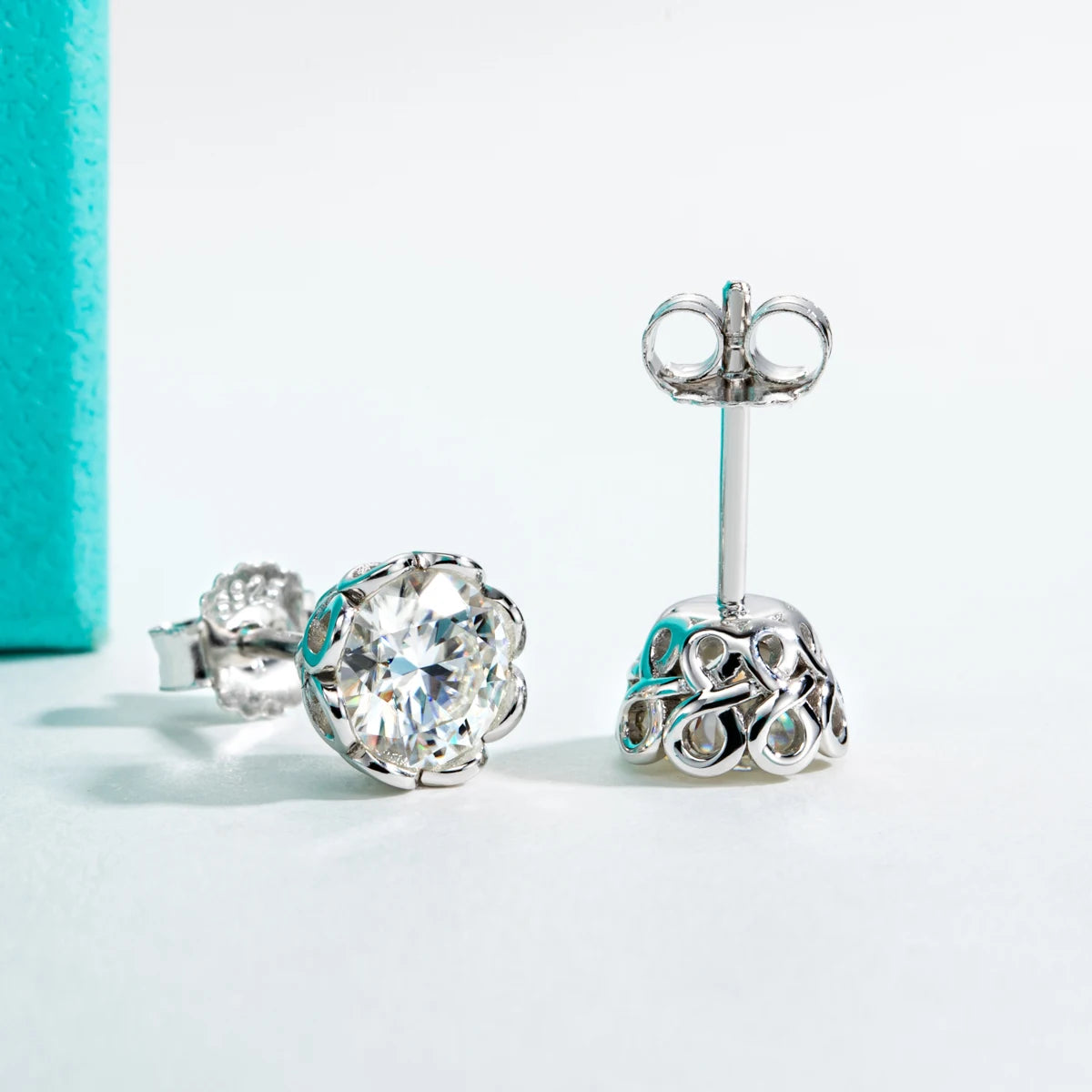 AnuJewel 2cttw-6cttw Moissanites Diamond Earrings 925 Sterling Silver D Color VVS1 Moissanite Classic Stud Earrings For Woman