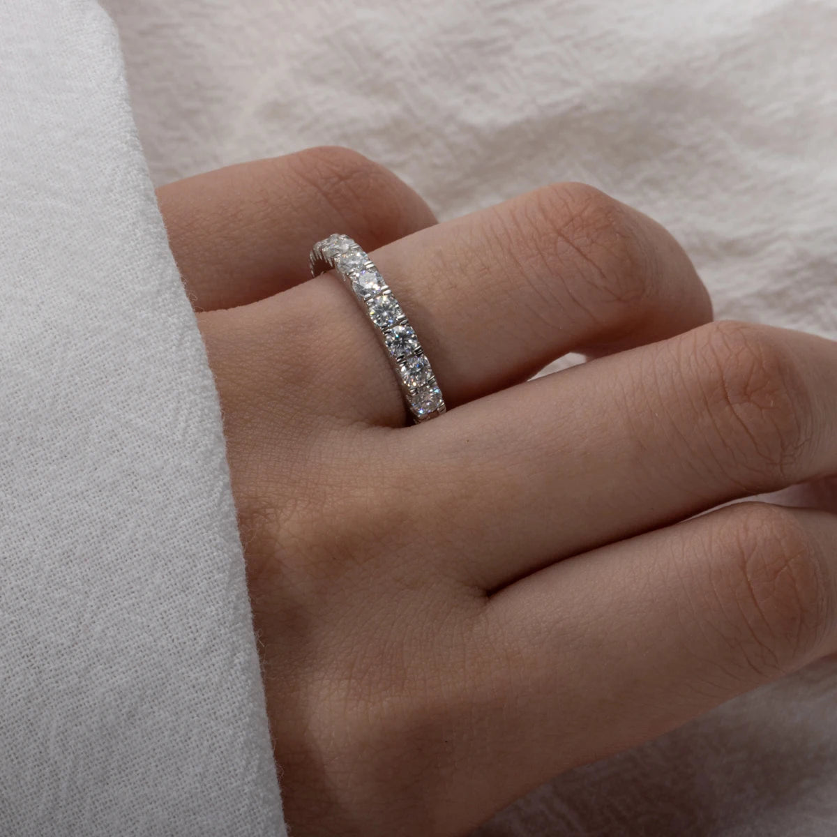 AnuJewel 3mm 2-3ct D Color Moissanite Wedding Band Ring 925 Sterling Silver Eternity Band Engagement Rings For Women