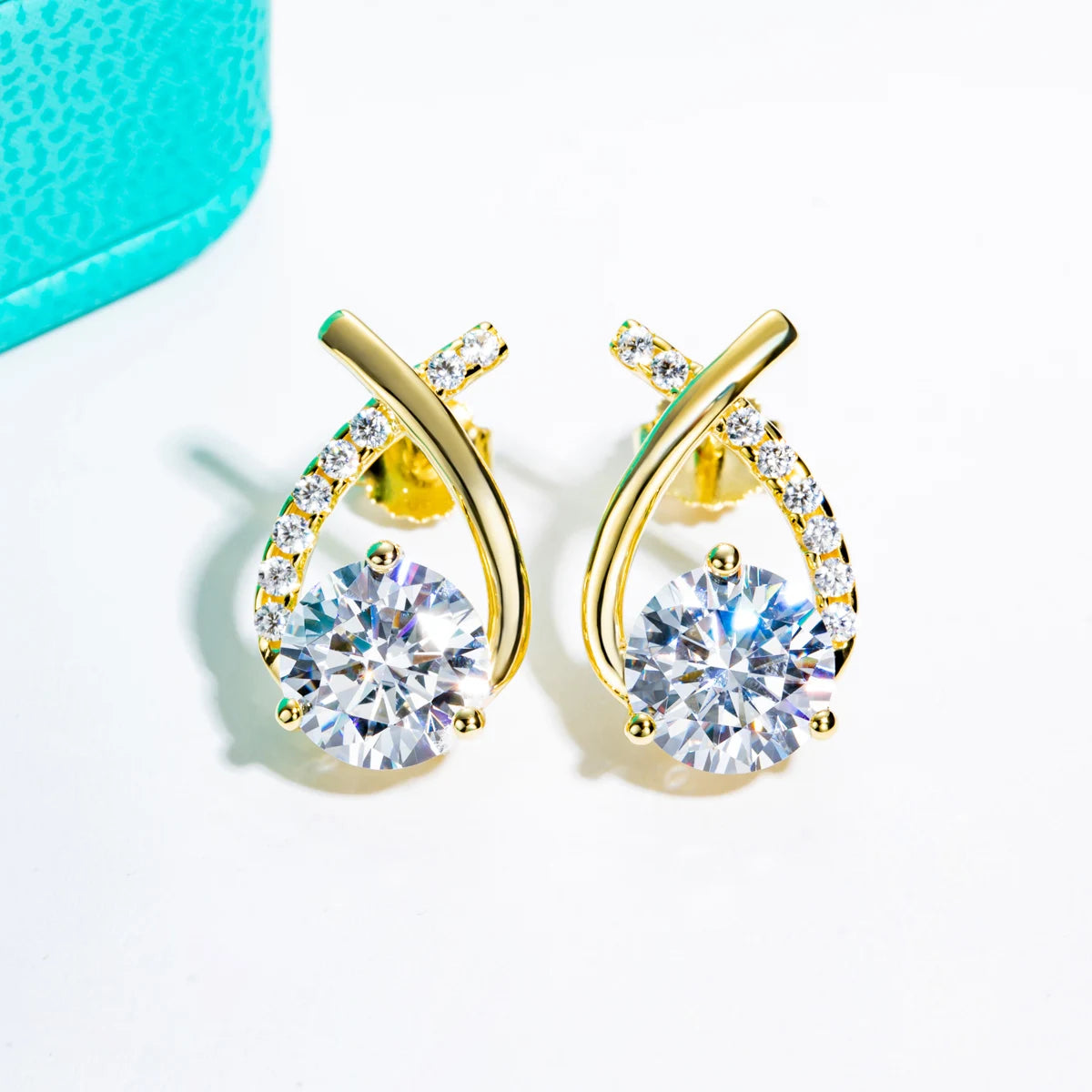 AnuJewel 4cttw D Color Moissanite Diamond 18K Gold Plated 925 Sterling Silver Stud Earrings For Woman Gifts Wholesale