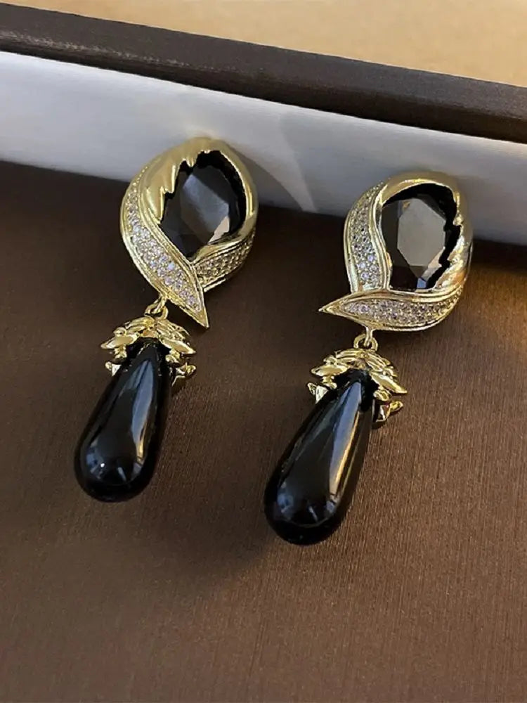 Bilincolor Fashion Retro Personalized Light Luxury Zircon Droplet Earrings