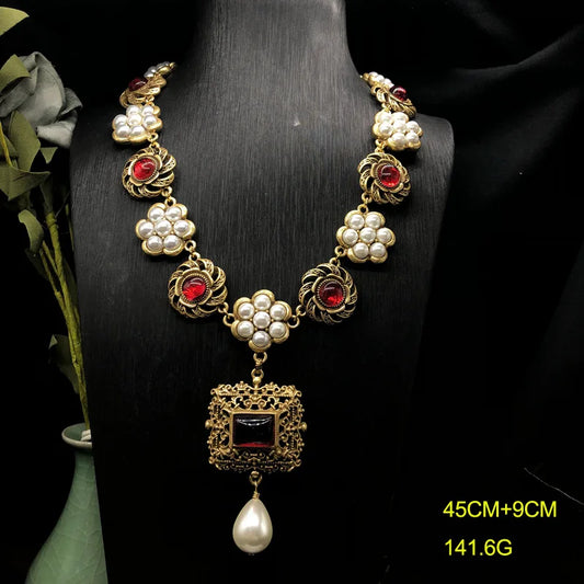 Retro palace style light luxury temperament pearl glaze inlaid flower necklace elegant everything pendant sweater chain female f